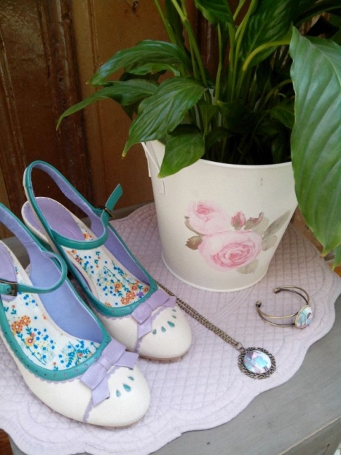 Zapato lazo tacón
