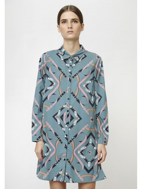 Vestido camisero azul cadenas