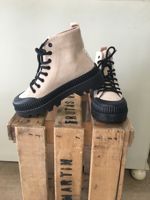 Botín cordones puntera, beige